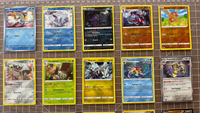 Pokémon Various Sets Foil / Reverse Holo Lot 30 Cards NM-LP - Unique