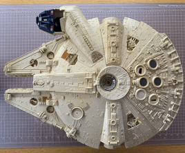 Vintage 1979 Kenner Original Star Wars Millennium Falcon. Incomplete.