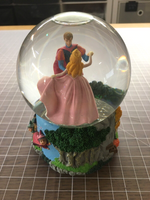 6” Disney Enesco Sleeping Beauty Waltz Snow Globe Music Box Vintage - US Seller