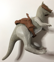 Vintage Kenner 1979 Hong Kong Star Wars ESB Hoth Closed Belly Tauntaun w/Saddle