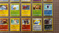 Pokémon Various Sets Reverse Holo Lot 40 Cards NM-LP - Unique