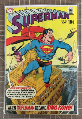 Superman #226 King Kong Homage Cover - DC Comic (1970) 3-4